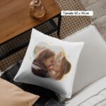 Cojín Personalizable con Frase Divertida para el Día de la Madre "Siempre Hasta la Luna”. - Imagen 2