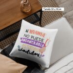 Cojín con Frase Divertida para el Día de la Madre "Si Mamá No Puede Encontrarlo Estamos Jodidos". - Imagen 5