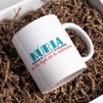 Taza Día de la Madre con Frase Divertida "Mamá y la naturaleza" Personalizada - Imagen 4