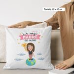 Cojín con Frase Divertida para el Día de la Madre "La Mejor Madre del Mundo". - Imagen 6