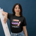 Camiseta para Mamá con Frase Divertida para el Día de la Madre "Si Mamá No Puede Encontrarlo Estamos Jodidos". - Imagen 4