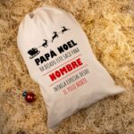 Saco de regalos de Navidad Personalizado con nombre. Con cordón ajustable. Diseño Papá Noel Renos - Imagen 4