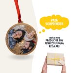 Bola de Navidad madera personalizada con foto. Adorno para el árbol de Navidad personalizado de madera. - Imagen 4