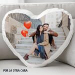 Cojín Forma de Corazón Personalizado con Fotos, personalizable en ambas caras. San Valentin - Imagen 5