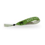 Pulseras personalizadas con nombre para eventos como bodas y comuniones.