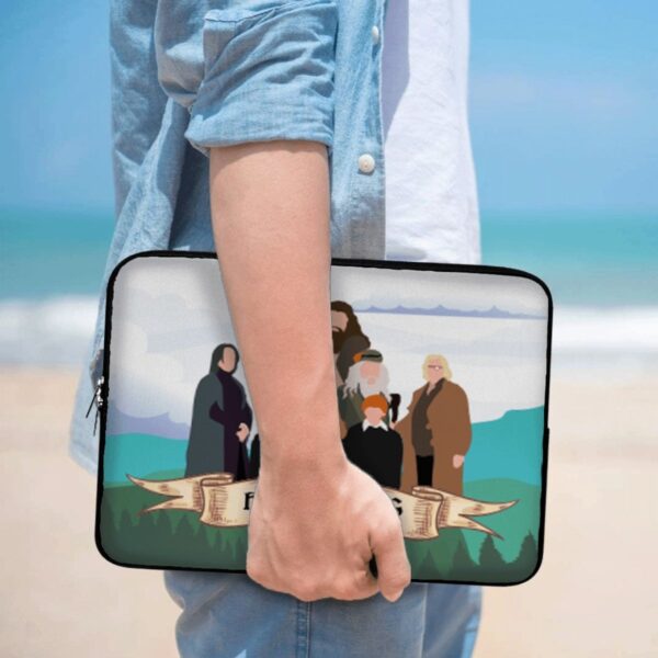 Funda Portátil Harry Potter (10 y 17 Pulgadas) con Diseño a 2 Caras – Neopreno Friki con Ilustraciones Exclusivas - Imagen 5