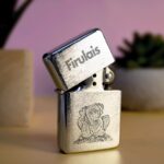 Mechero Personalizado con Grabado Láser – Regalo Original para Invitados de Bodas, Comuniones o Bautizos - Imagen 6